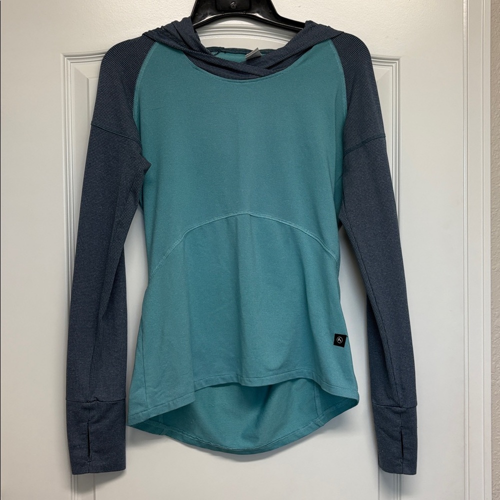 Flylow Hoodie Long Sleeve Shirt